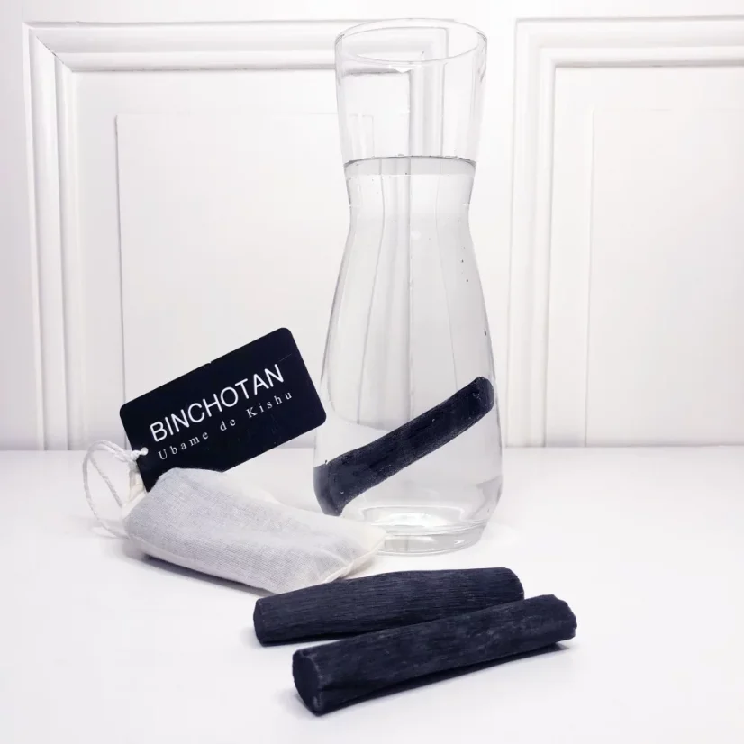 Bijin Organické rostlinné uhlí Binchotan z Japonska pro filtraci vody 1 ks, hrubší