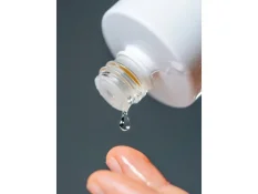 Und Gretel Tonizujúca esencia KLAR 100 ml