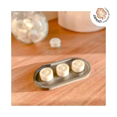 Tvoje svíčka Čajové sviečky kokosové so svietnikom 11ks