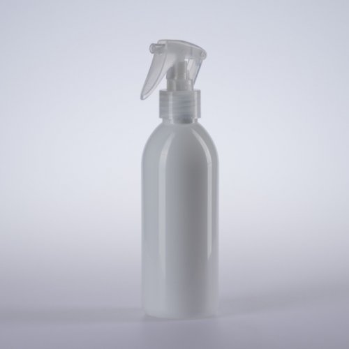 Fľaša plastová PET s rozprašovačom, biela 500 ml