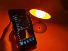 Biodynamická večerní oranžová LED žárovka E27 9W