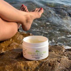 Peeling na nohy MARK sugar foot scrub Neem & Tea tree oil s bambusovým práškem 200 ml