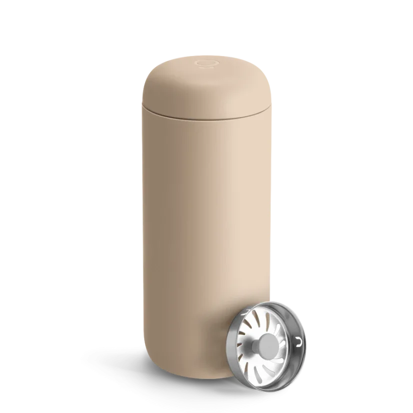 Fellow Carter Move mug termohrnek pískový - objem: 473 ml