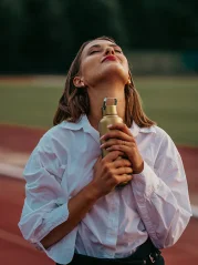 Equa termoska z nerezovej ocele Timeless Thermo fľaša Golden 600 ml