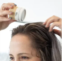 Raw Nature Suchý šampon pro tmavé vlasy 28 g