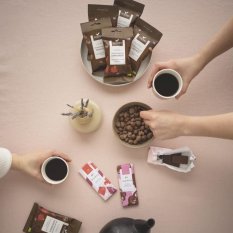 Foodin Raw kešu ořechy v čokoládě, vegan, bio, 60g